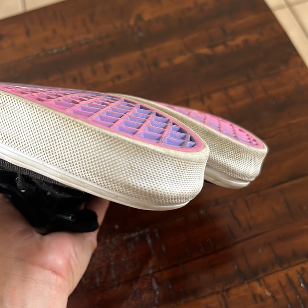 Kids Vans - Picture 12 of 14